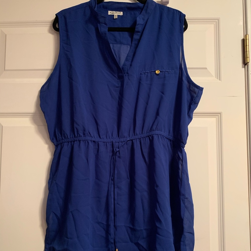 NWOT Sleeveless top